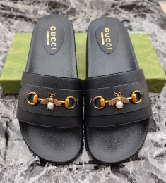 gucci chaussons pour homme s_12a2a7a